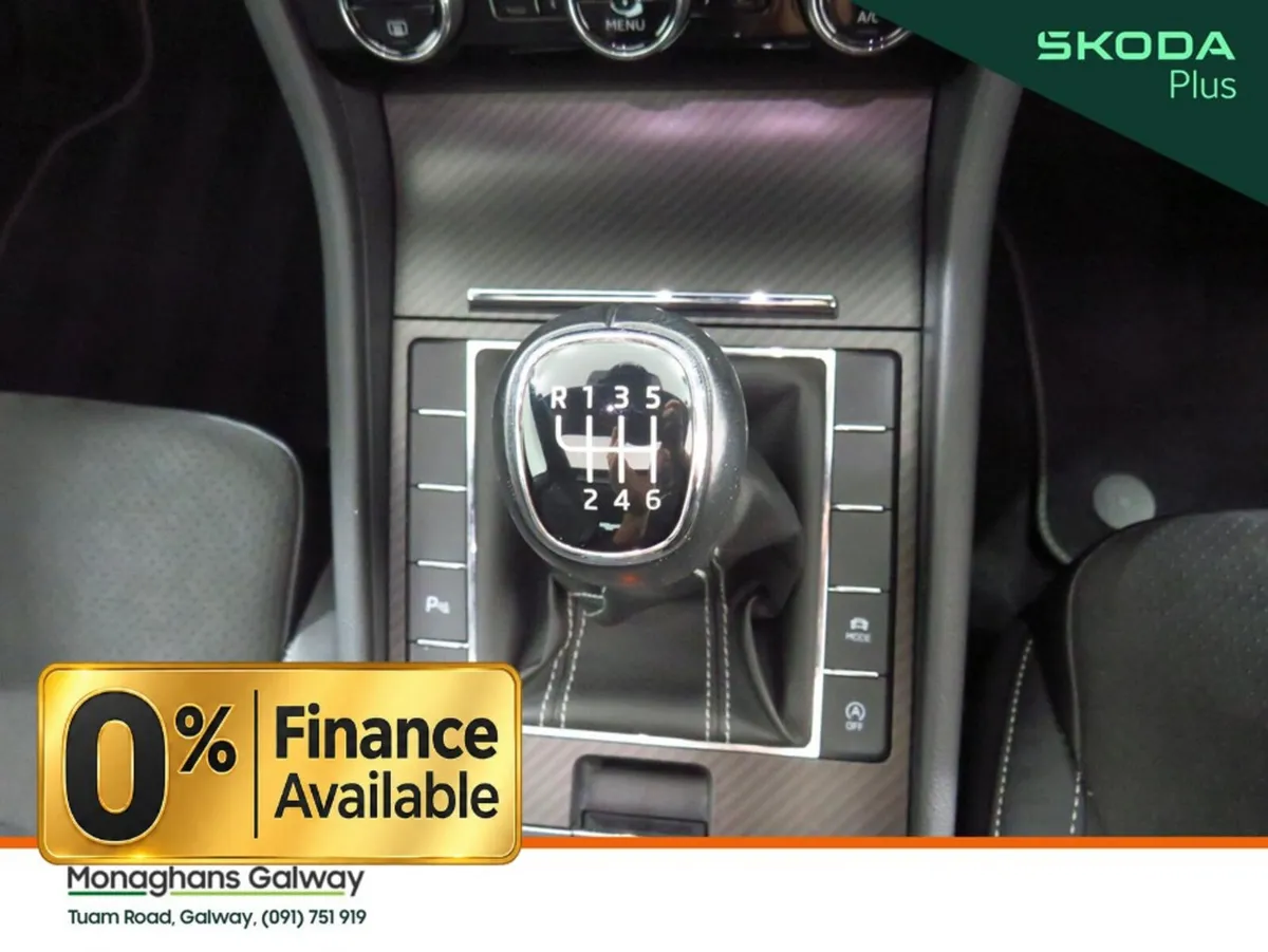 Skoda Superb Hatchback, Diesel, 2023, Grey