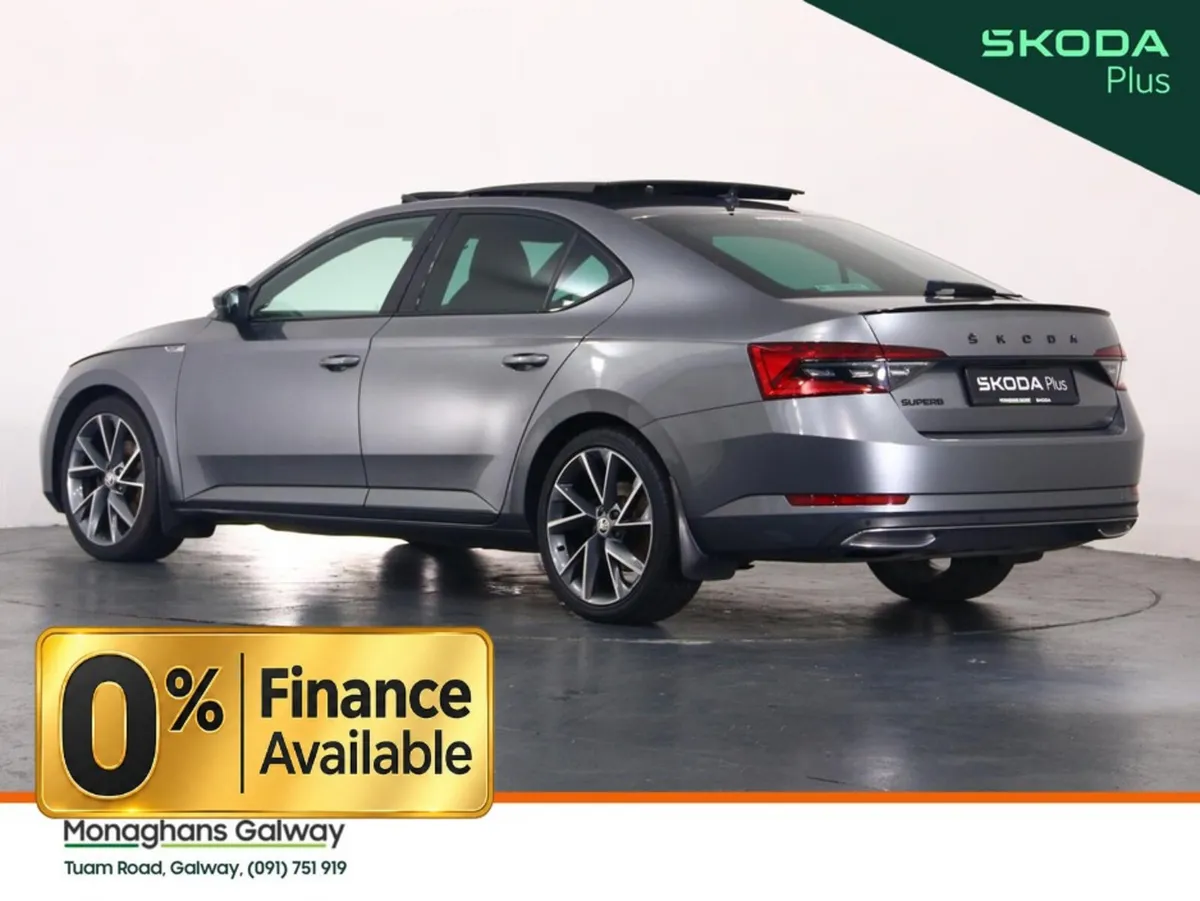 Skoda Superb Hatchback, Diesel, 2023, Grey