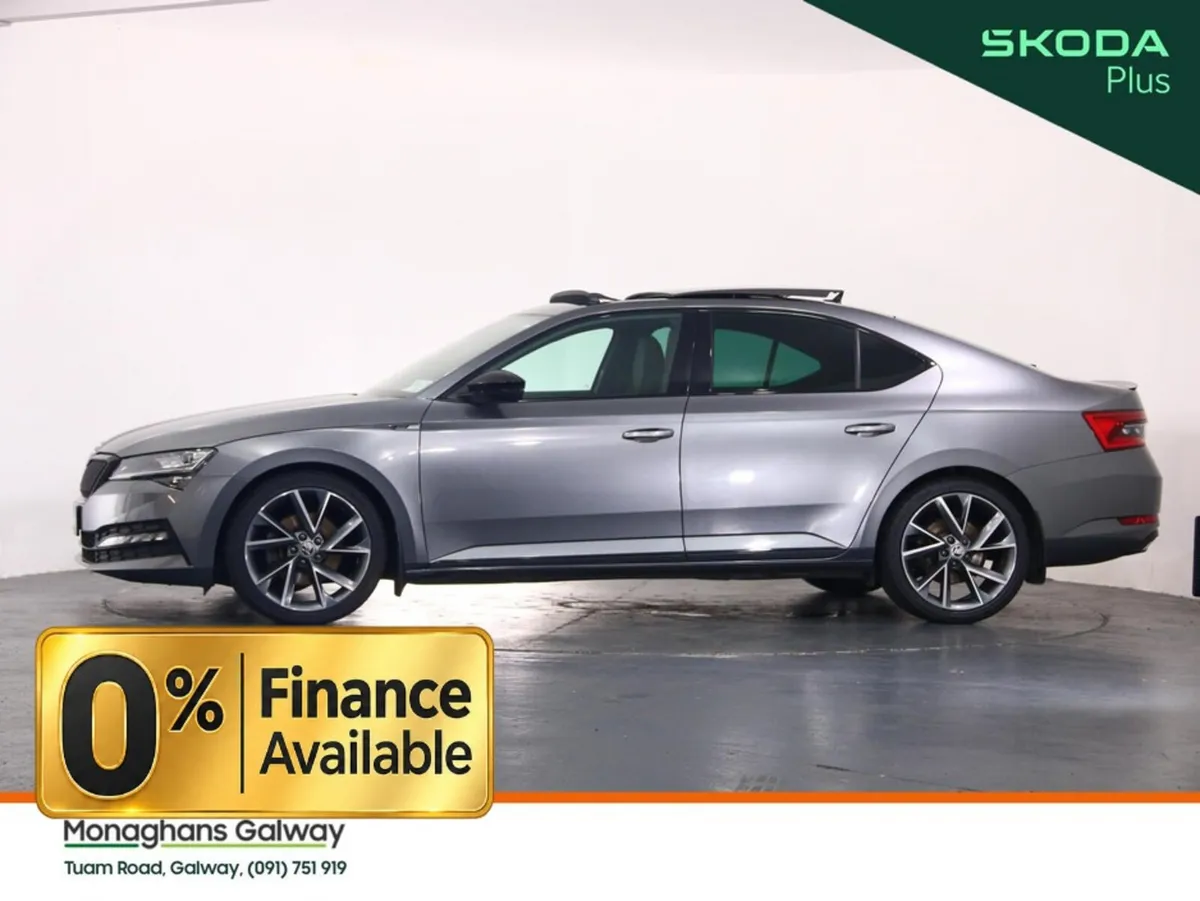 Skoda Superb Hatchback, Diesel, 2023, Grey