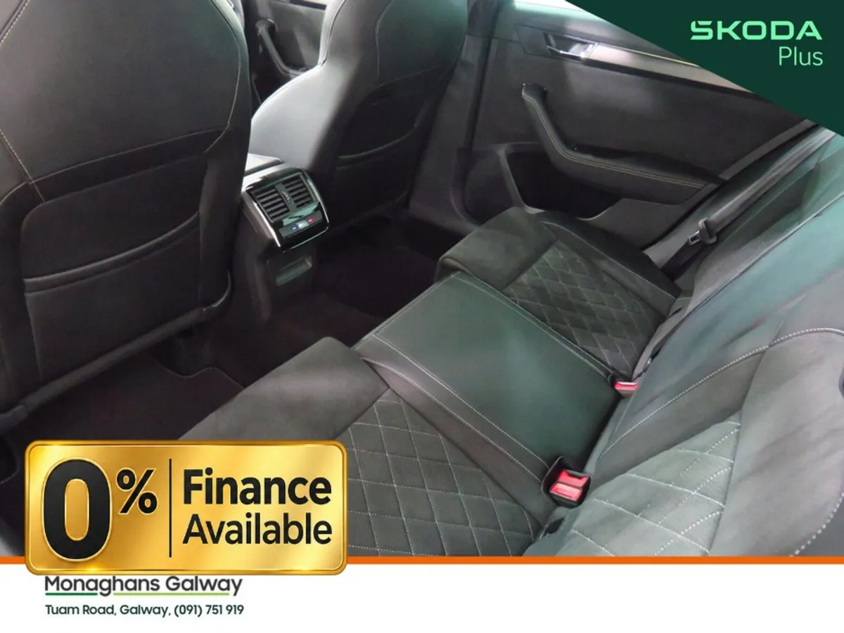 Skoda Superb Hatchback, Diesel, 2023, Grey