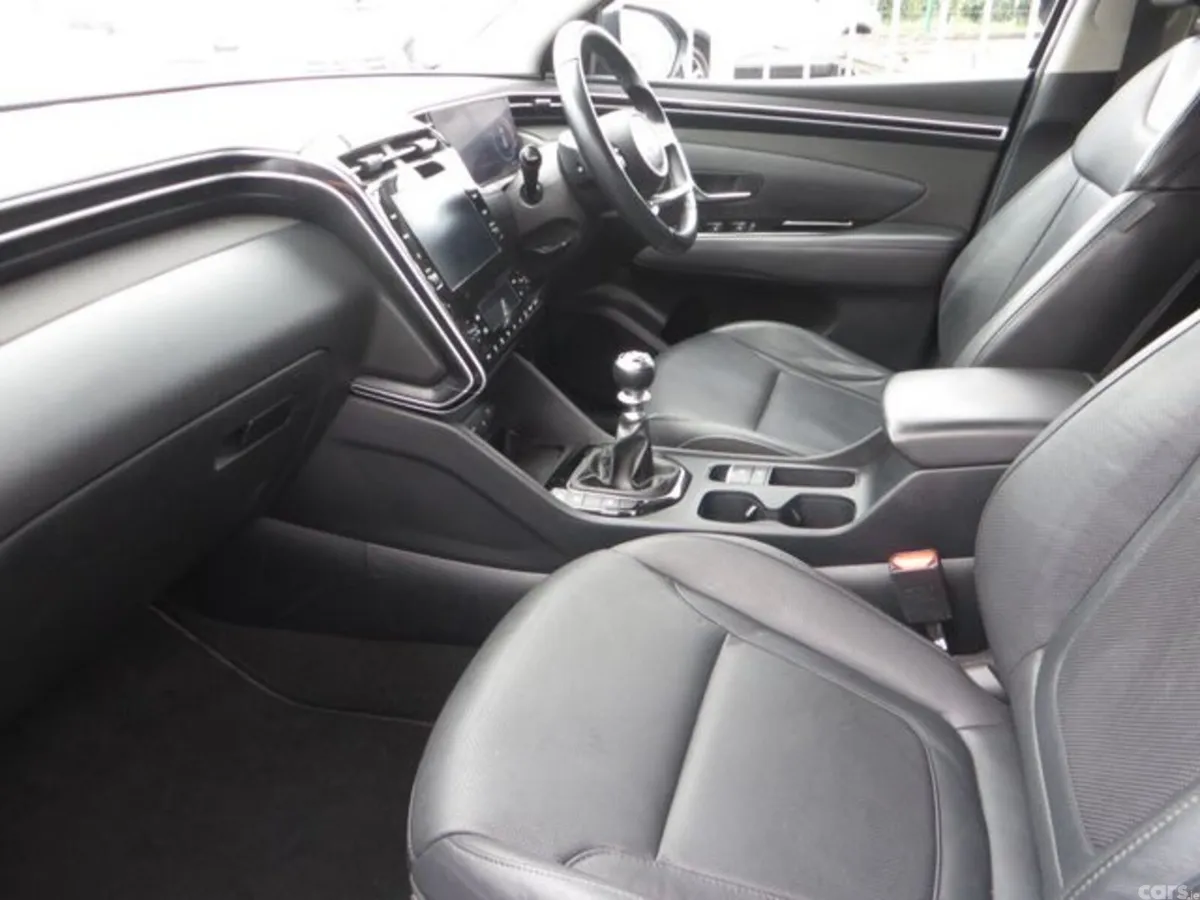 Hyundai Tucson MPV, Diesel, 2022, Blue