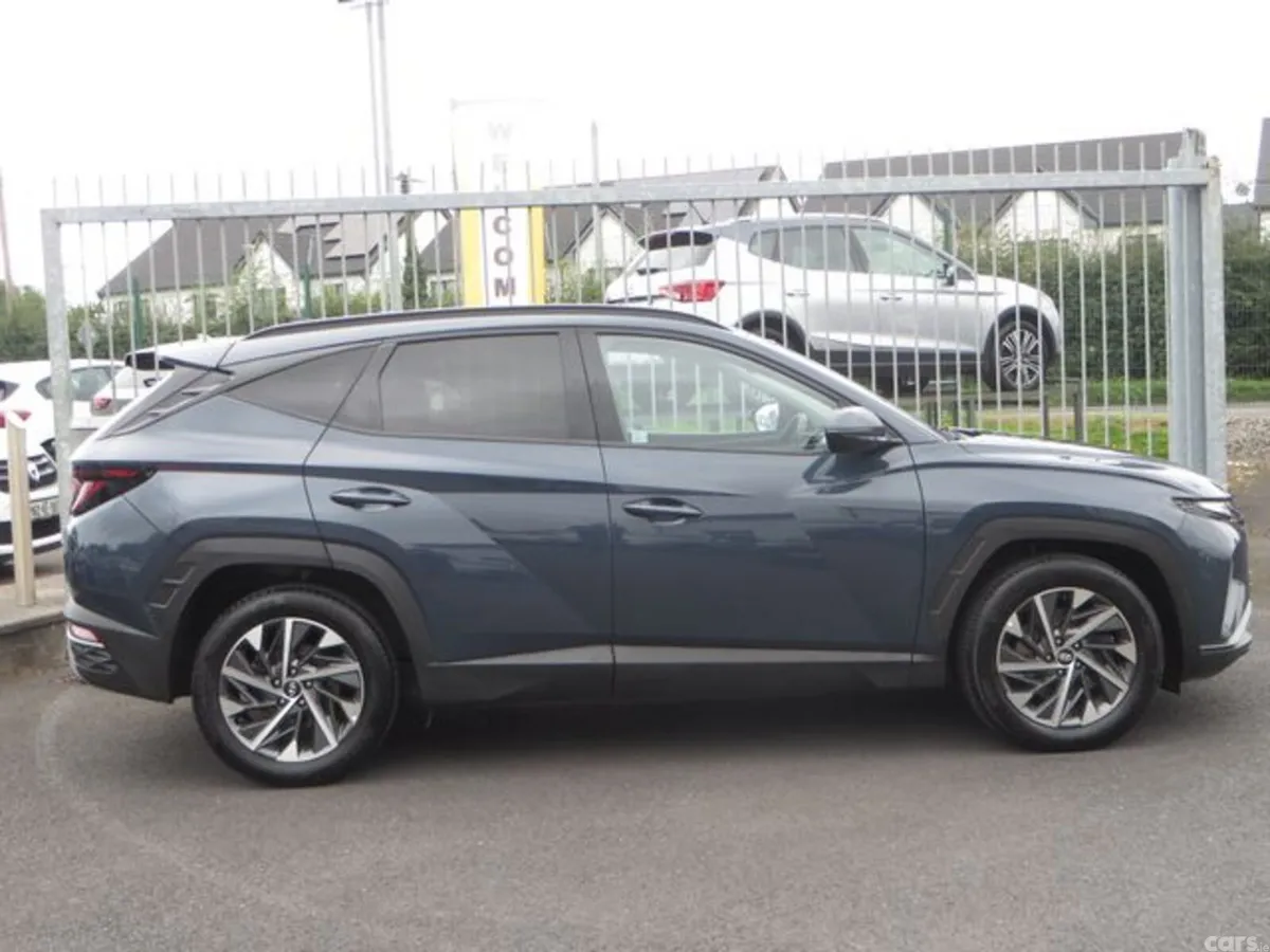 Hyundai Tucson MPV, Diesel, 2022, Blue
