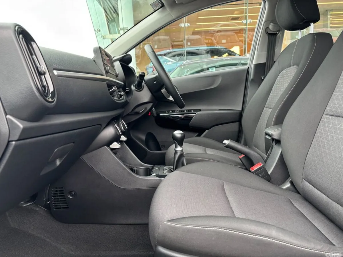 Kia Picanto Hatchback, Petrol, 2023, Grey