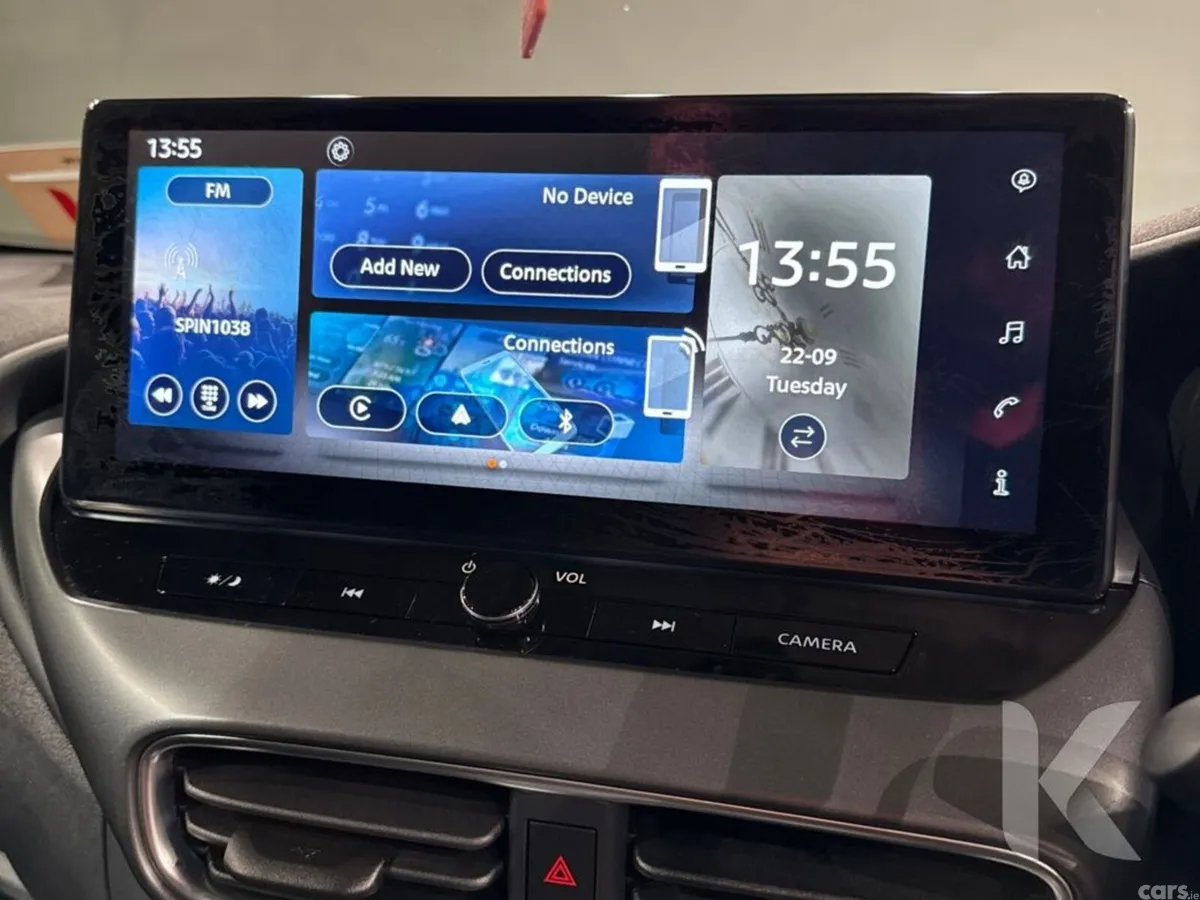 Nissan Juke MPV, Petrol, 2025, Grey
