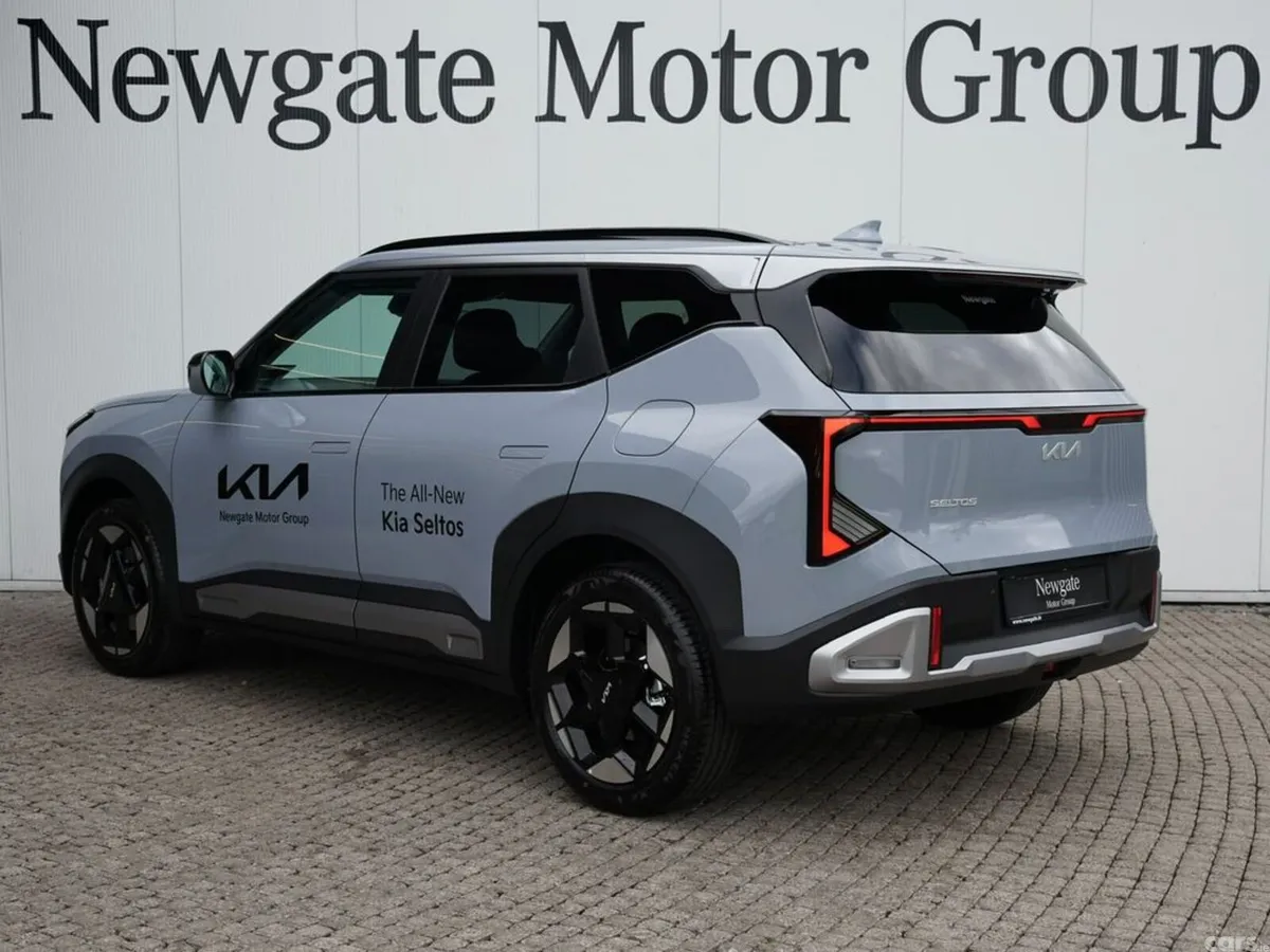 Kia Seltos SUV, Petrol, 2027, Grey