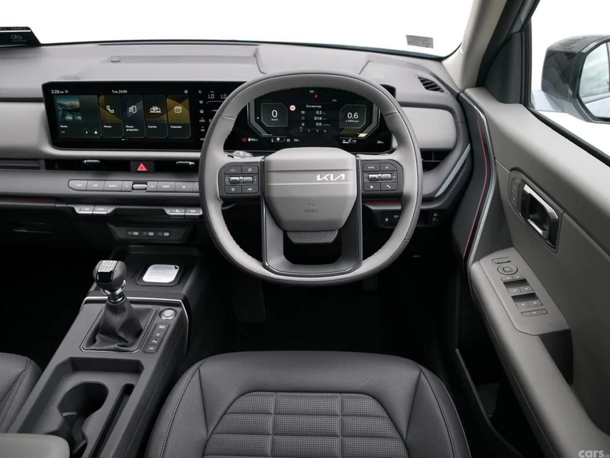 Kia Seltos SUV, Petrol, 2027, Grey