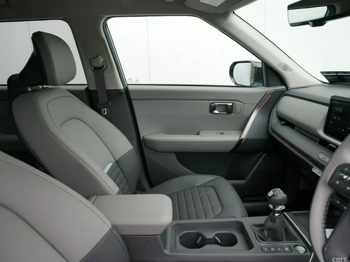 Kia Seltos SUV, Petrol, 2027, Grey