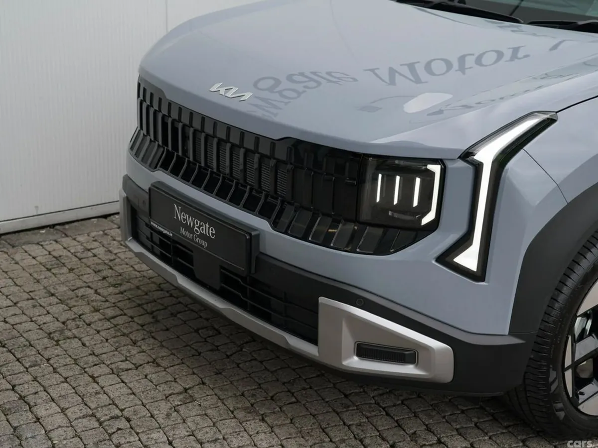 Kia Seltos SUV, Petrol, 2027, Grey