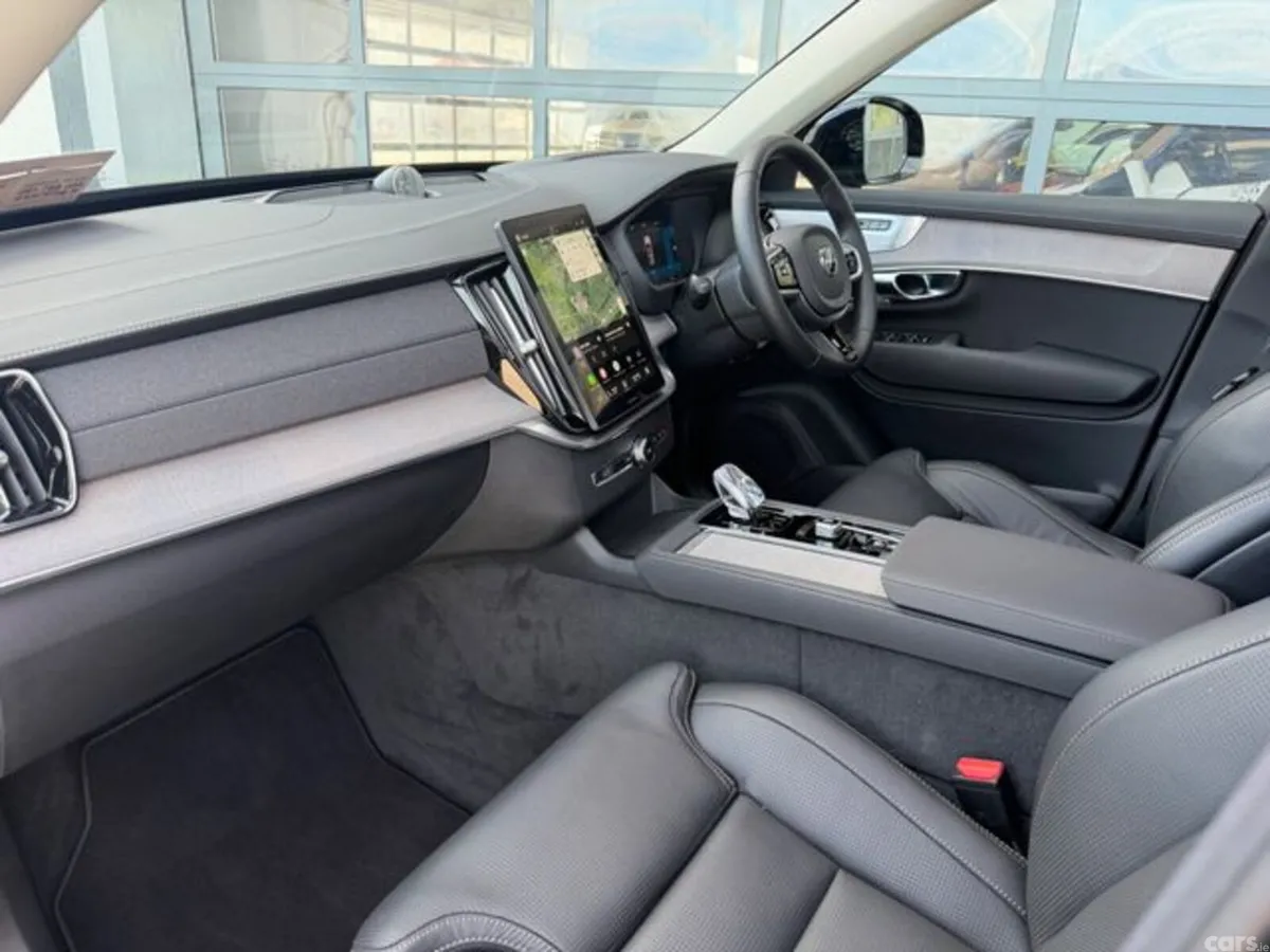 Volvo XC90 SUV, Petrol Plug-in Hybrid, 2026, Black