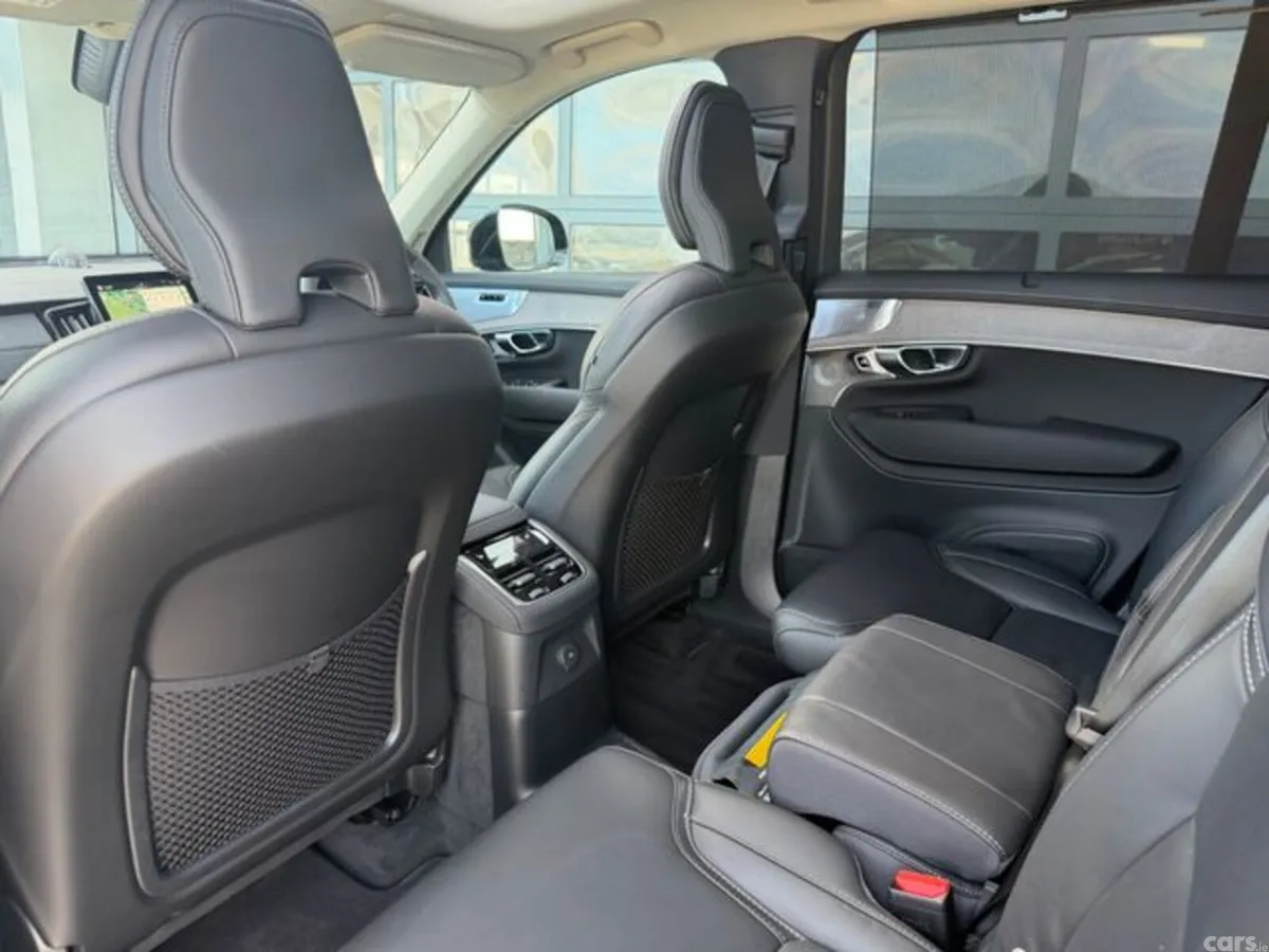 Volvo XC90 SUV, Petrol Plug-in Hybrid, 2026, Black