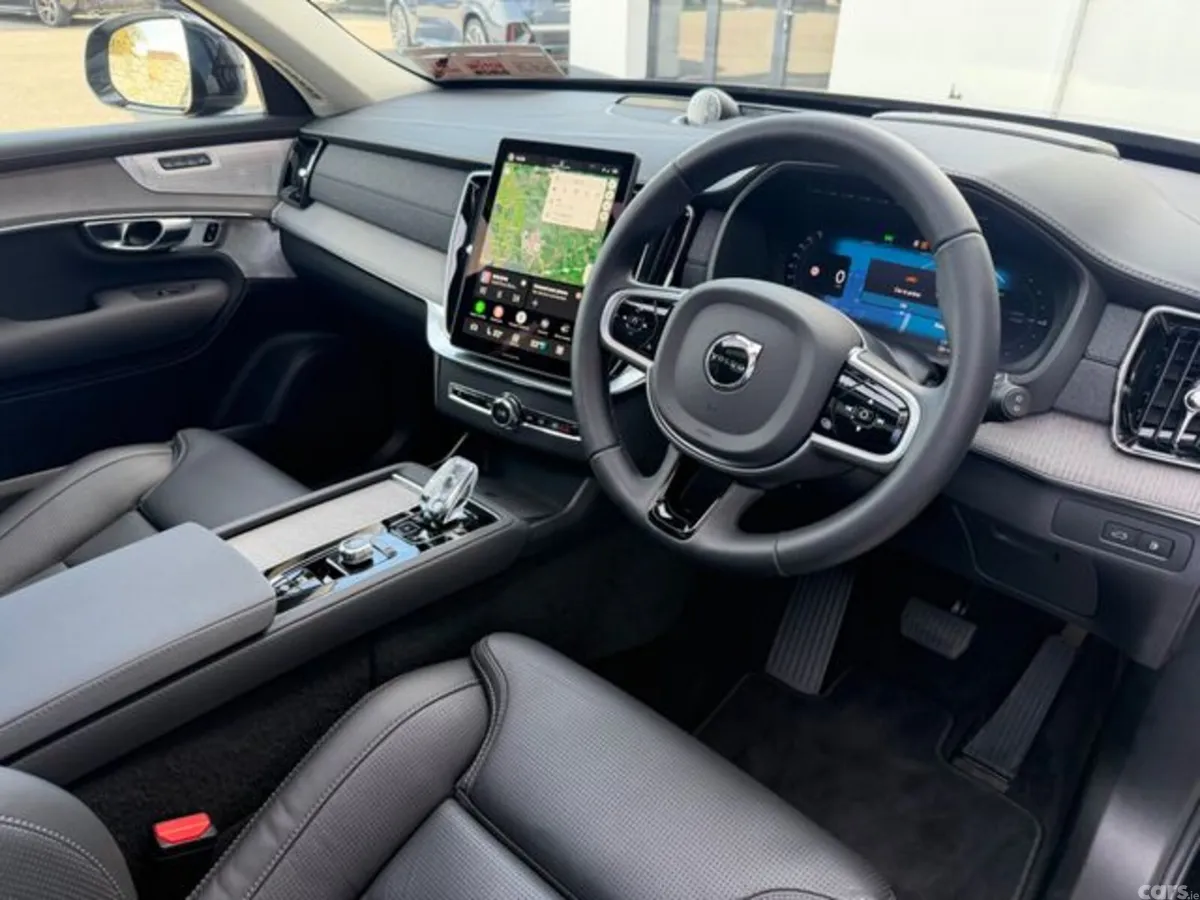 Volvo XC90 SUV, Petrol Plug-in Hybrid, 2026, Black