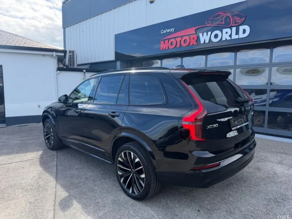 Volvo XC90 SUV, Petrol Plug-in Hybrid, 2026, Black