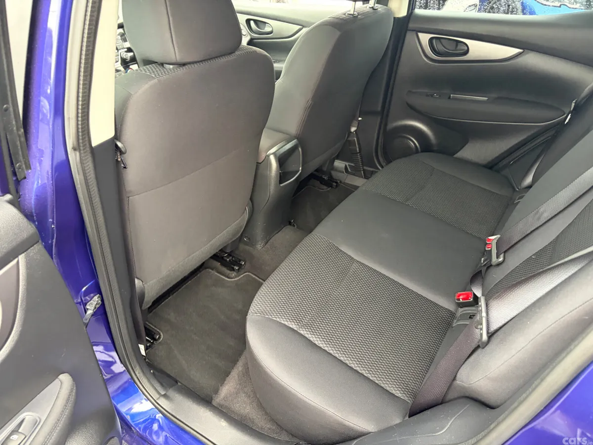 Nissan Qashqai MPV, Petrol, 2018, Blue