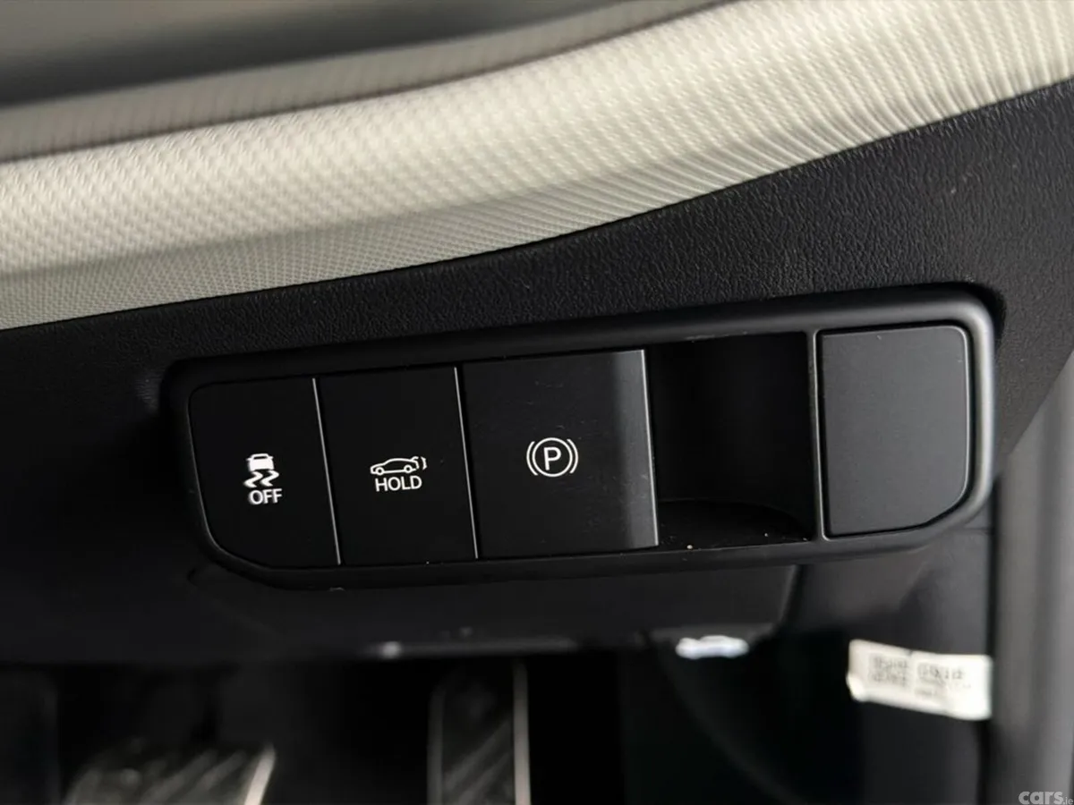 Kia EV4 Saloon, Electric, 2026, Silver