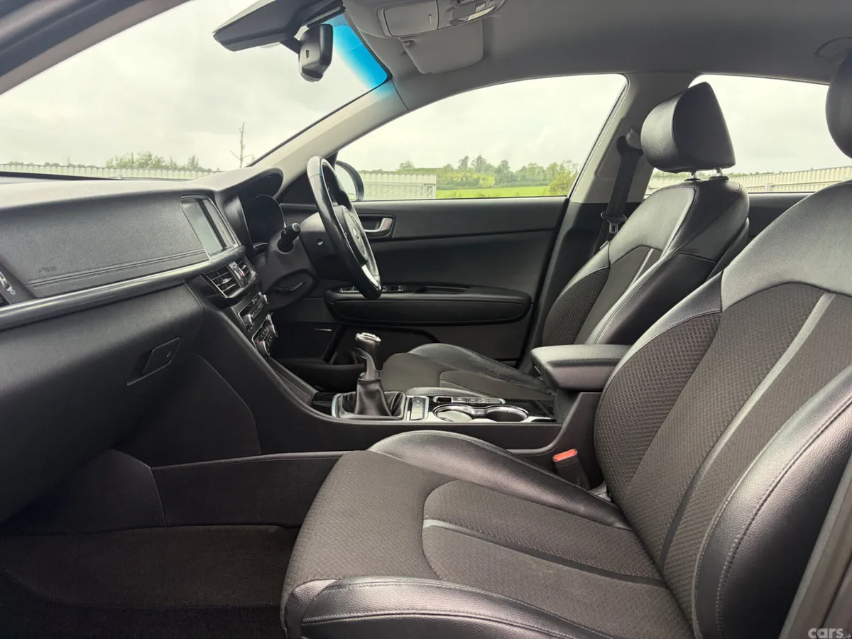 Kia Optima Saloon, Diesel, 2016, Black