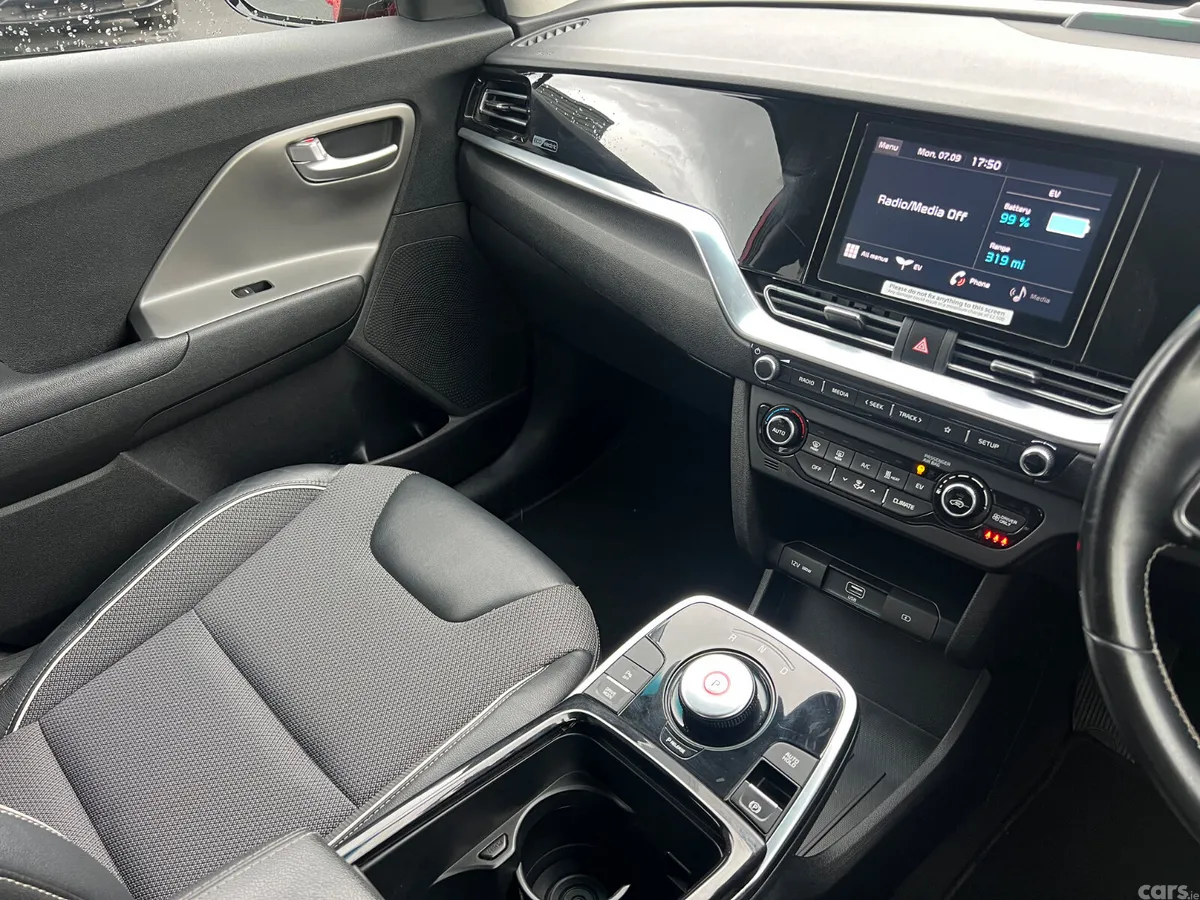 Kia e-Niro SUV, Electric, 2022, Red