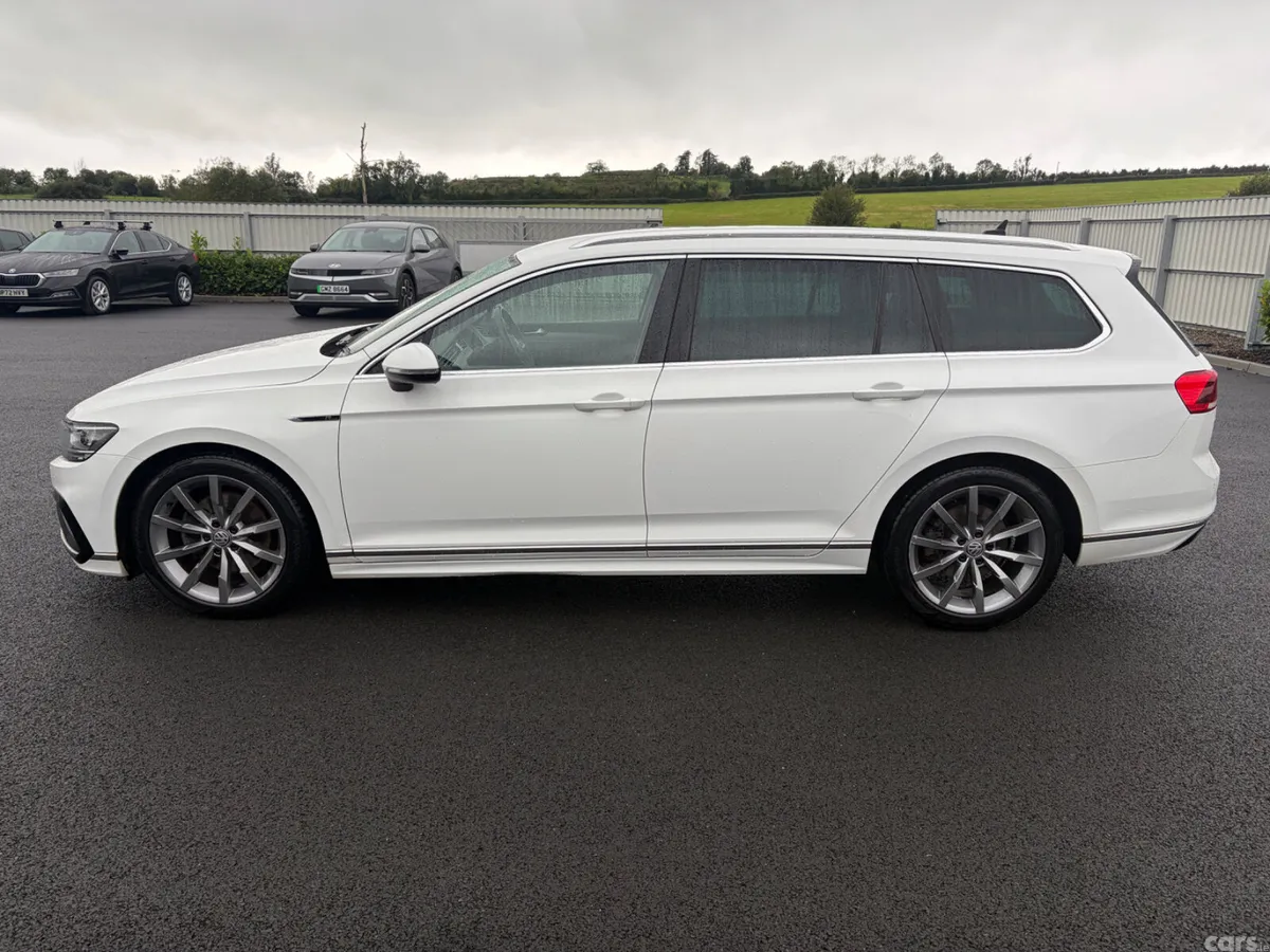 Volkswagen Passat Estate, Diesel, 2020, White