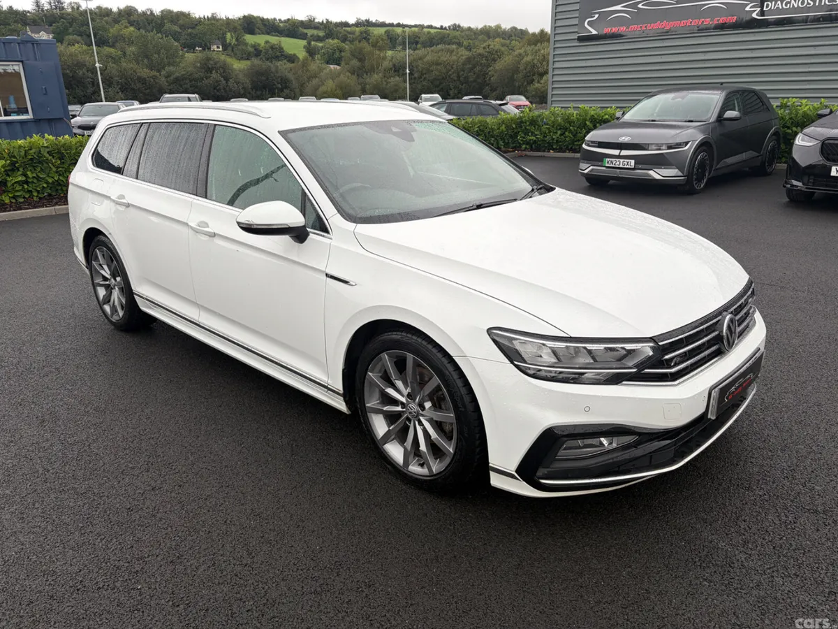 Volkswagen Passat Estate, Diesel, 2020, White