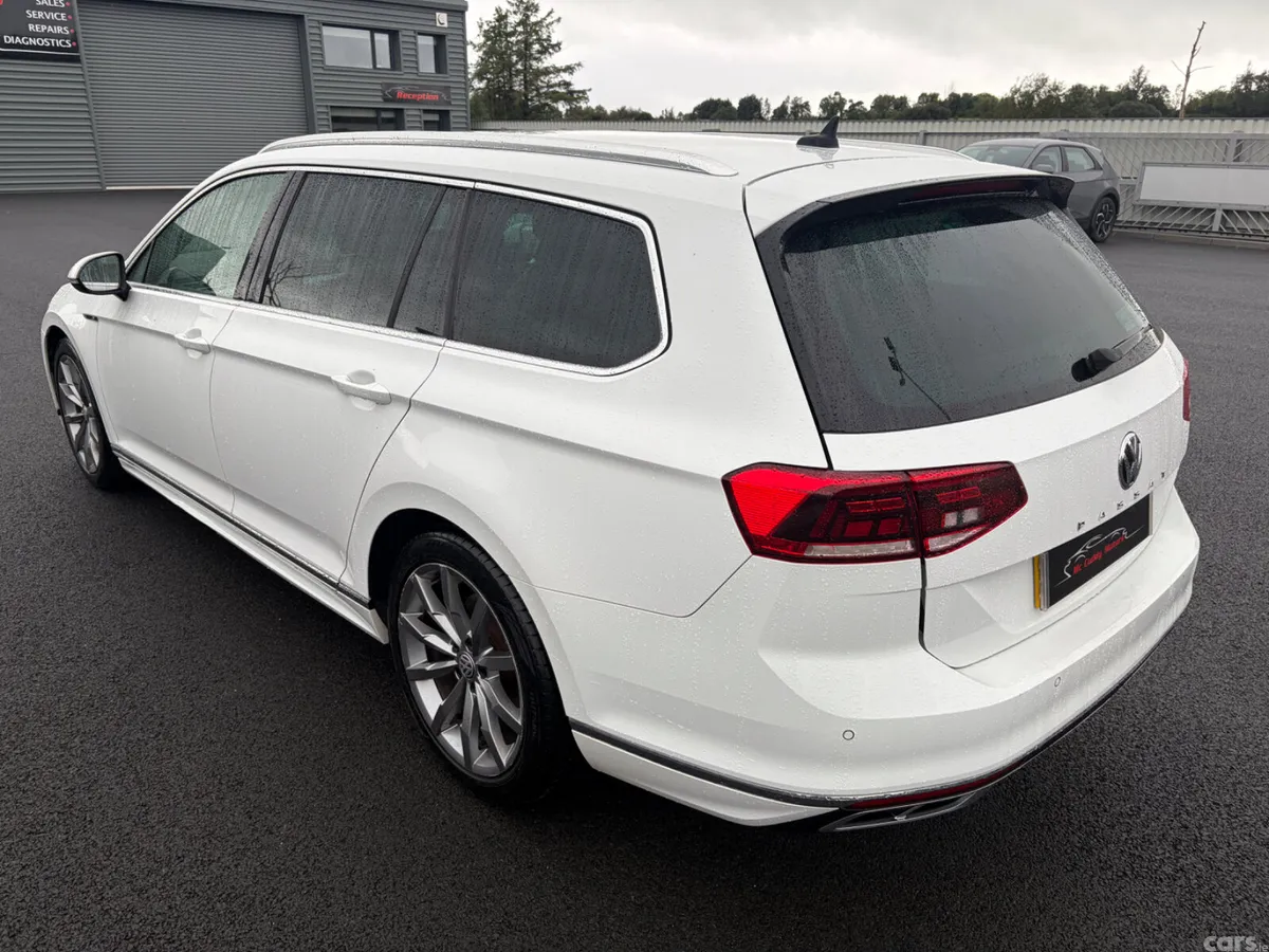 Volkswagen Passat Estate, Diesel, 2020, White