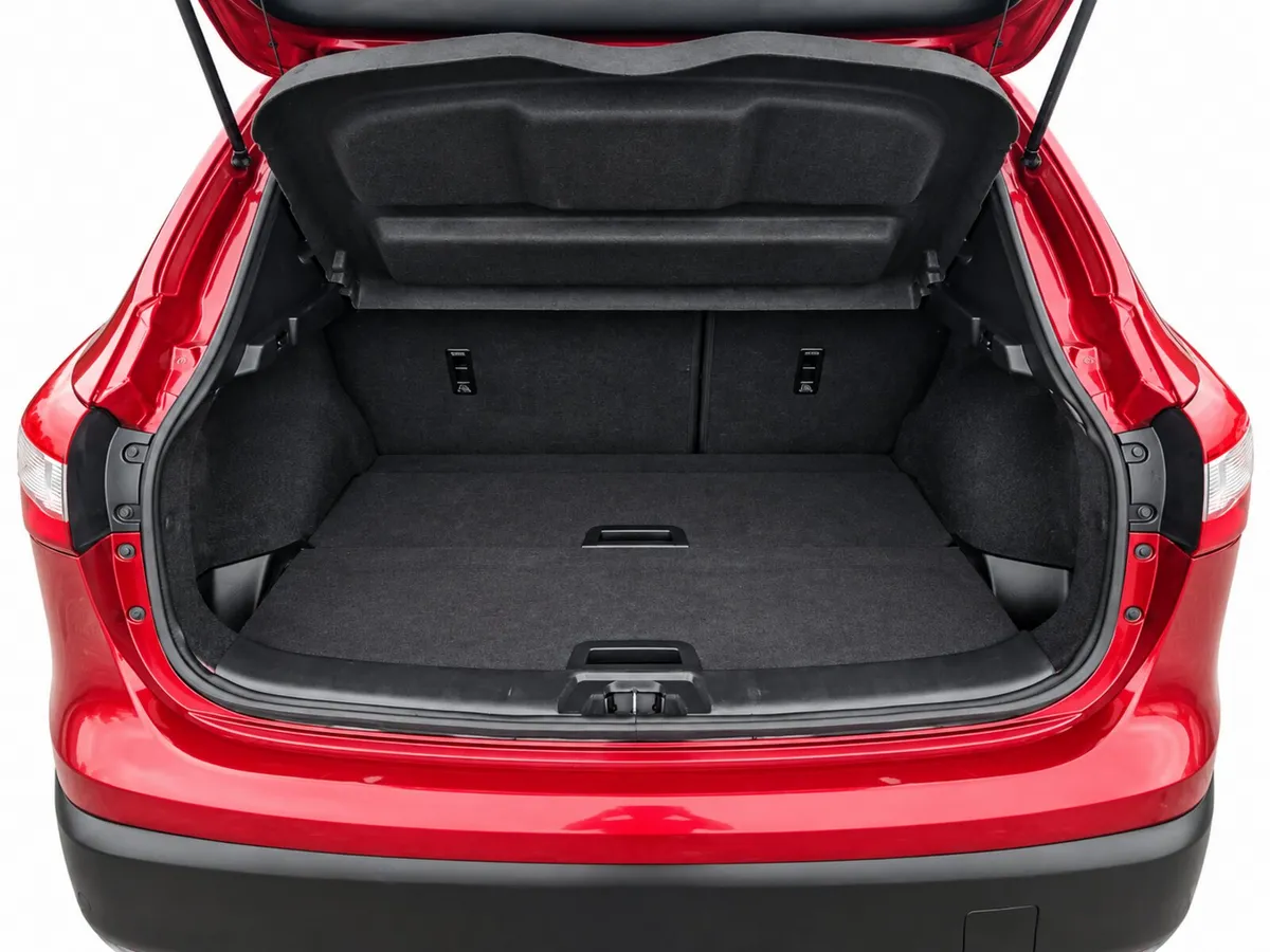 Nissan Qashqai SUV, Diesel, 2017, Red