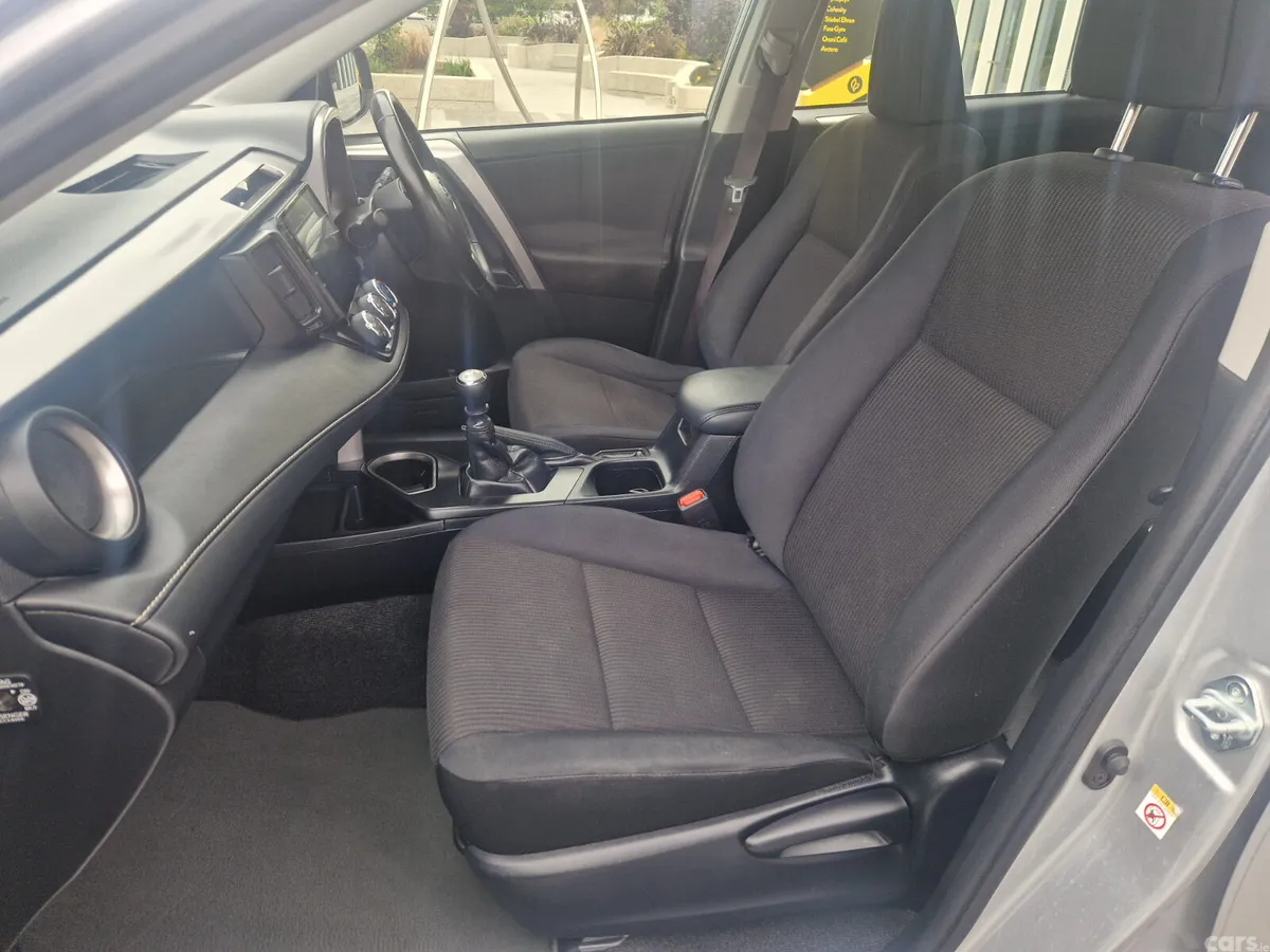 Toyota RAV4 SUV, Diesel, 2018, Grey
