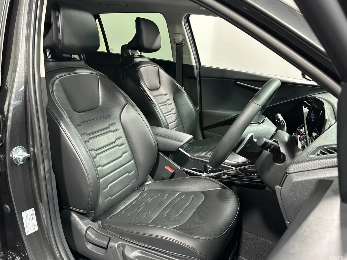 Kia Niro SUV, Petrol Plug-in Hybrid, 2026, Grey