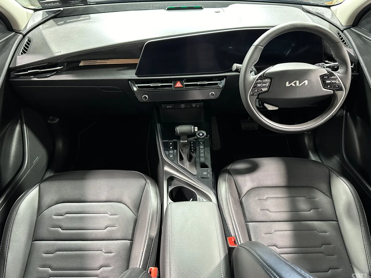 Kia Niro SUV, Petrol Plug-in Hybrid, 2026, Grey