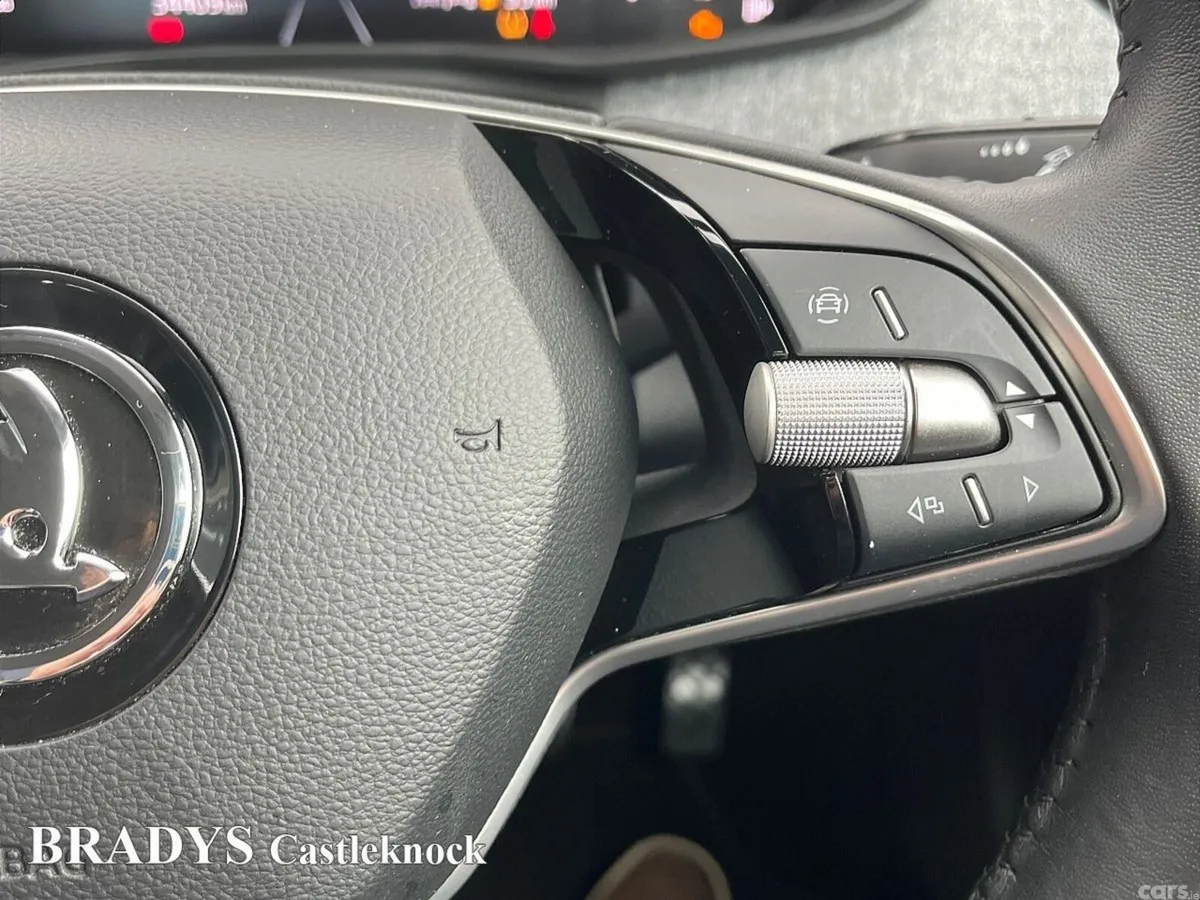 Skoda Kamiq Hatchback, Petrol, 2024, Black