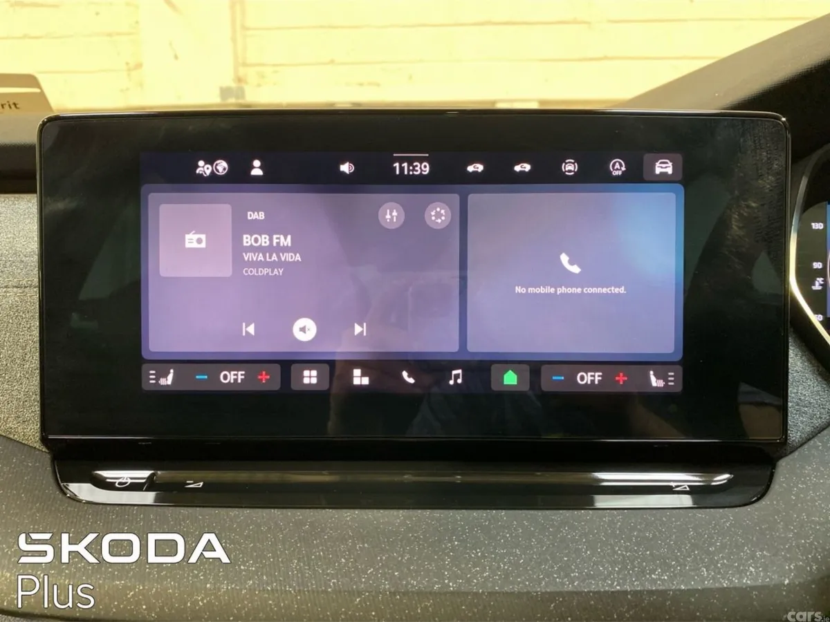 Skoda Octavia Saloon, Diesel, 2025, Blue