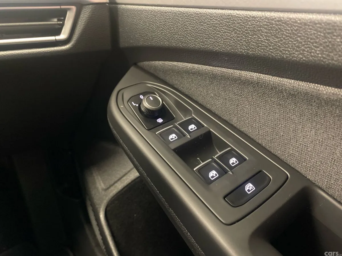 Volkswagen Golf Estate, Petrol, 2024, Black
