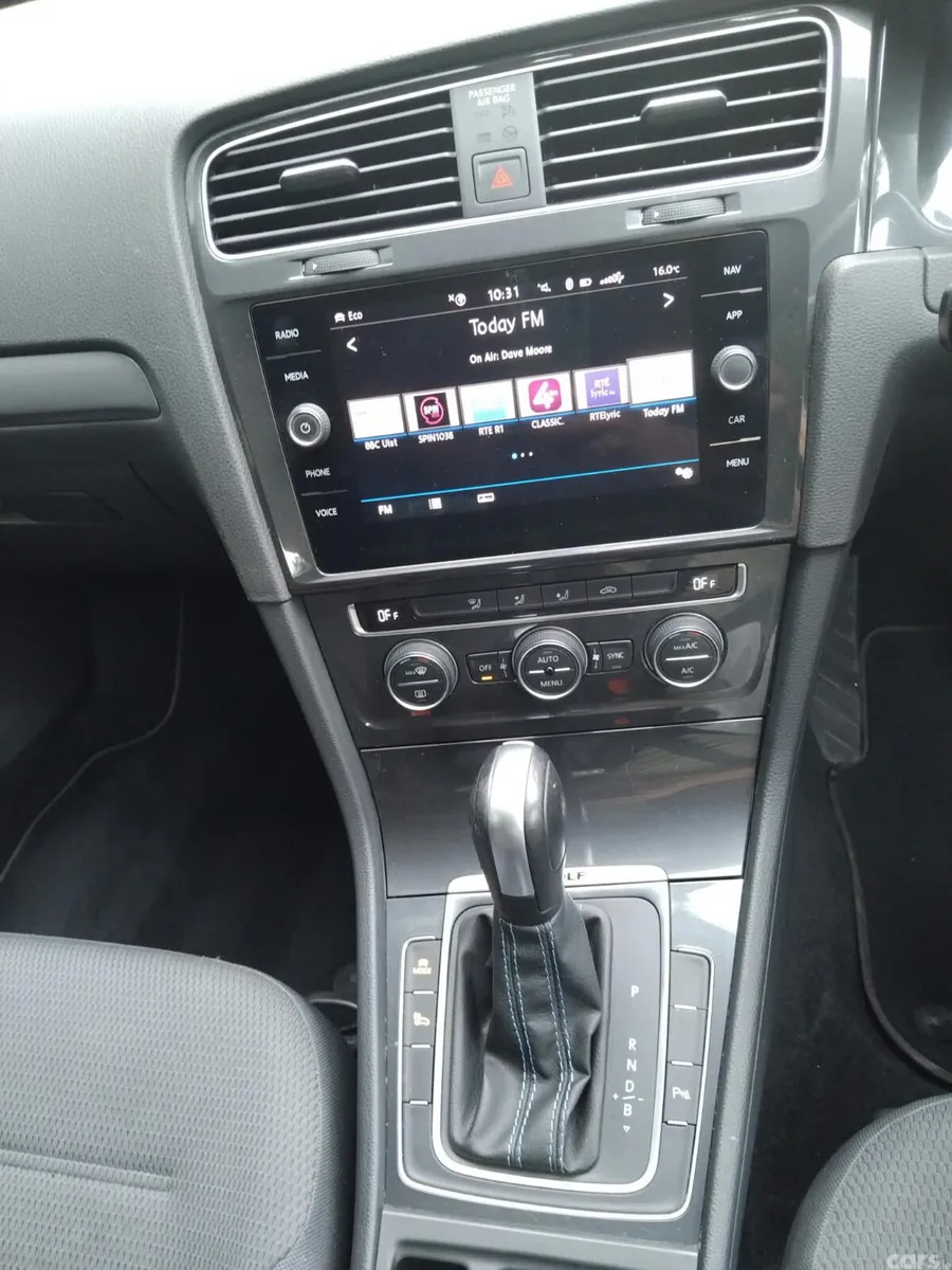 Volkswagen Golf Hatchback, Electric, 2020, Grey
