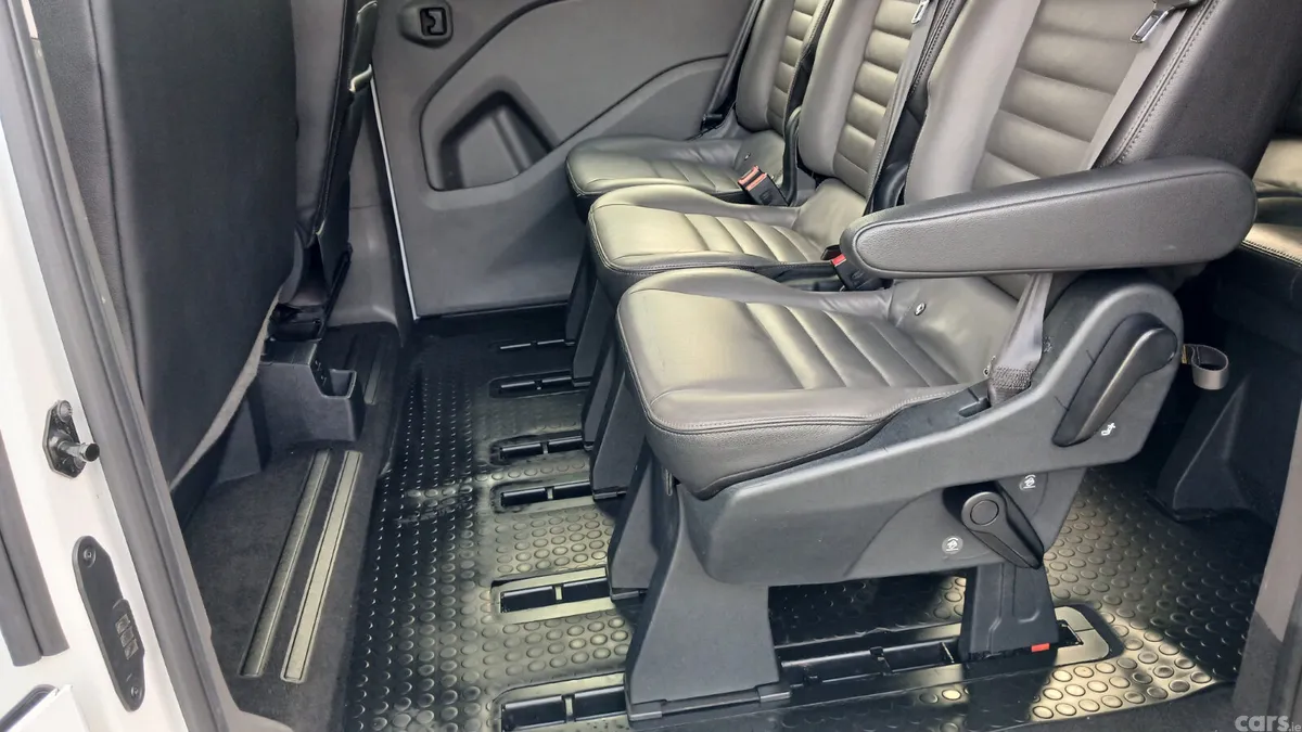 Ford Tourneo Custom MPV, Diesel, 2019, White