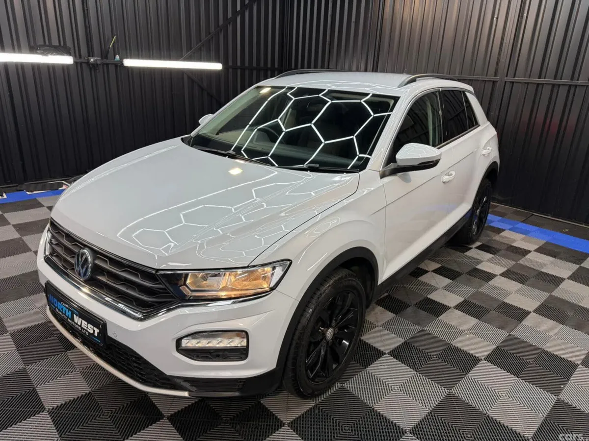 Volkswagen T-Roc SUV, Diesel, 2019, Silver
