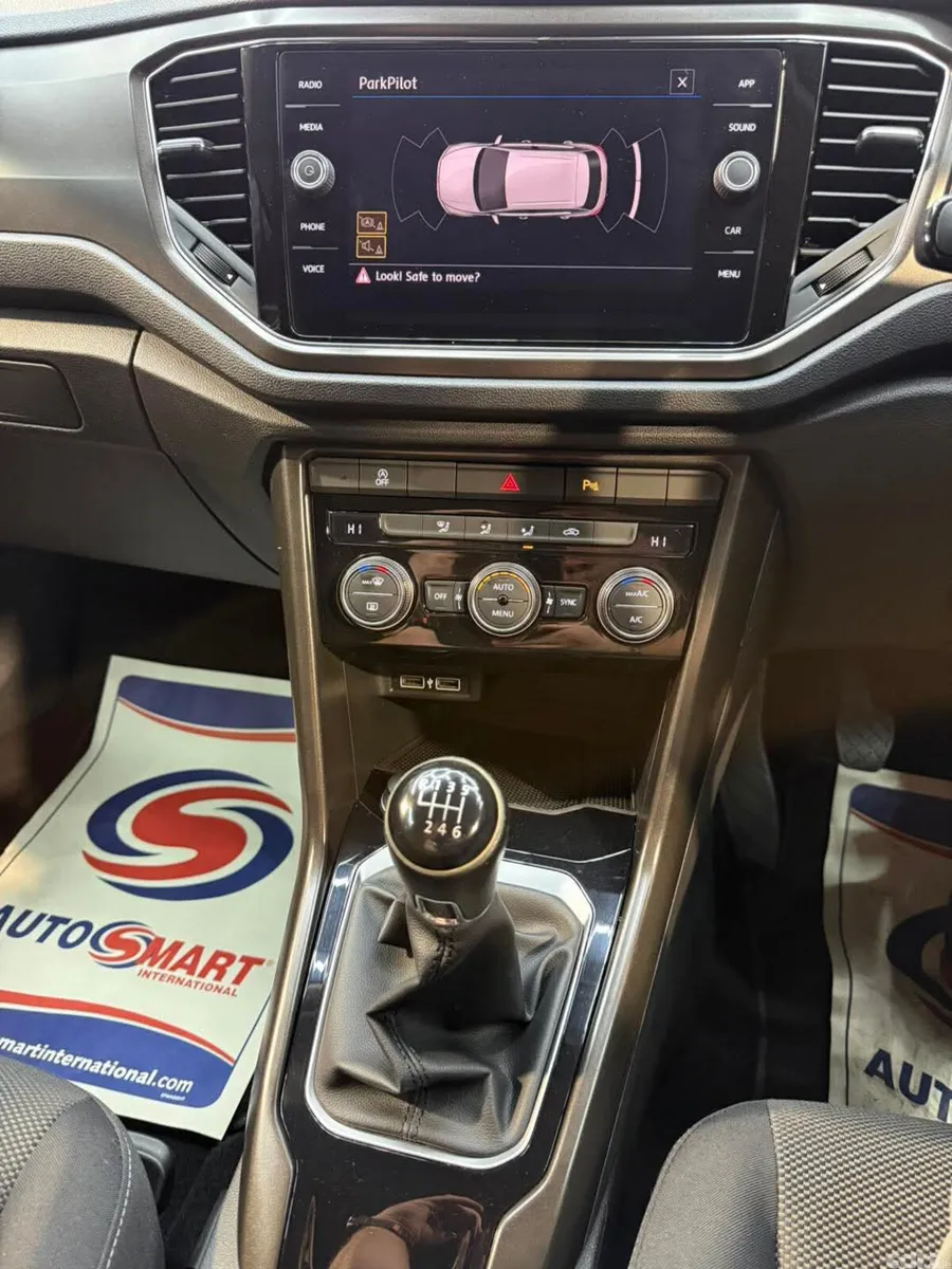 Volkswagen T-Roc SUV, Diesel, 2019, Silver