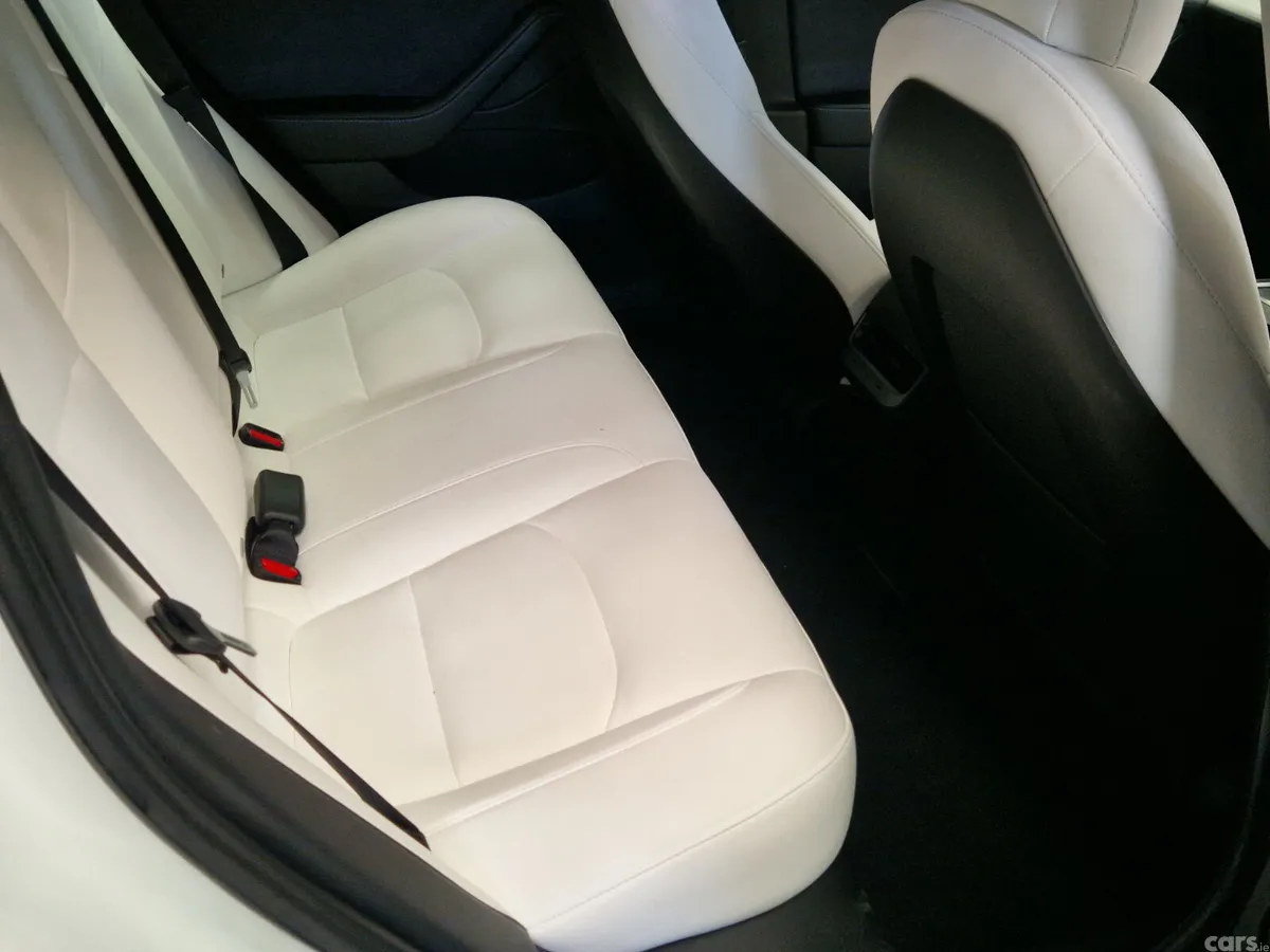 Tesla Model 3 Saloon, Electric, 2022, White