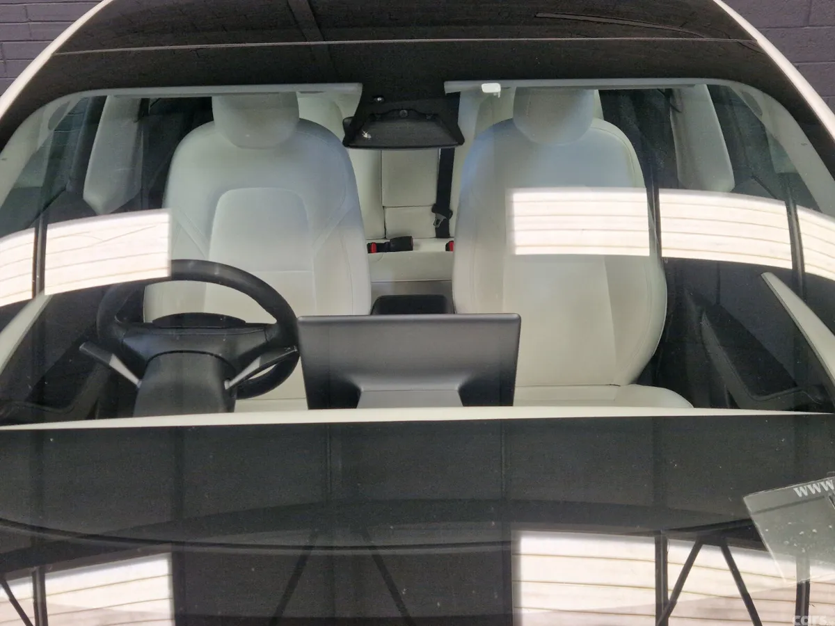 Tesla Model 3 Saloon, Electric, 2022, White