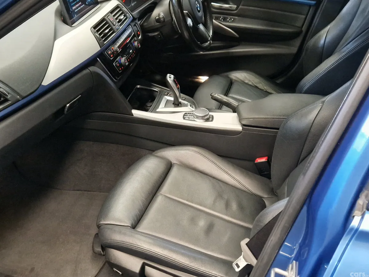 BMW 3-Series Saloon, Petrol Plug-in Hybrid, 2017, Blue