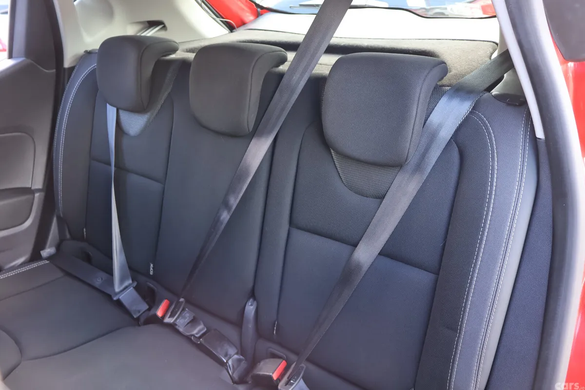 Renault Clio Hatchback, Petrol, 2019, Red