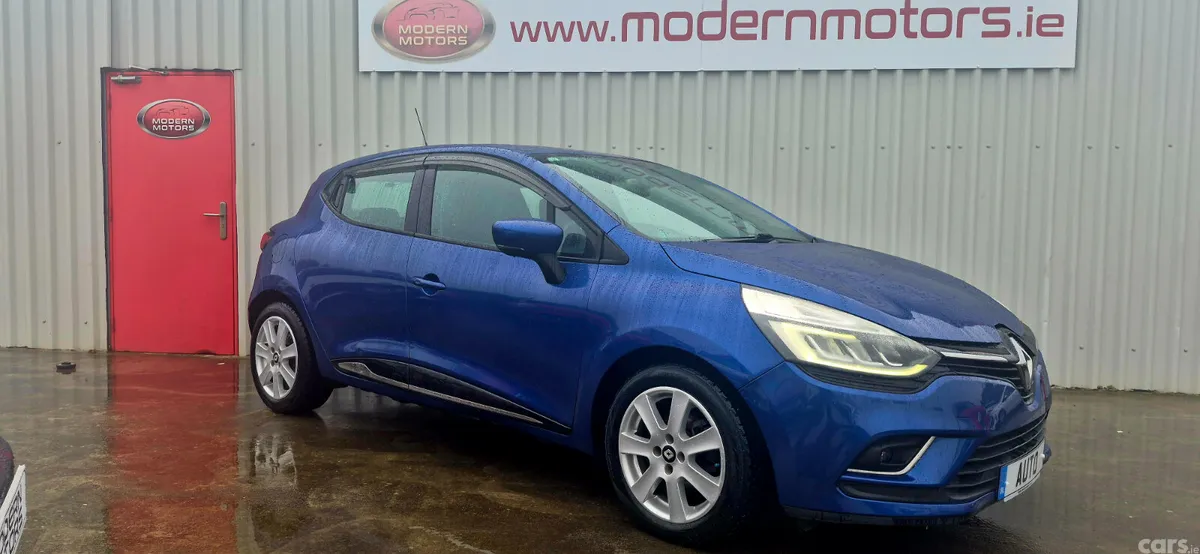 Renault Clio Hatchback, Petrol, 2017, Blue