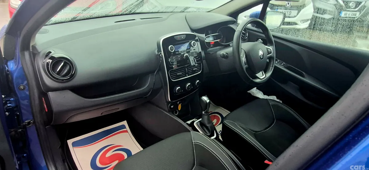 Renault Clio Hatchback, Petrol, 2017, Blue