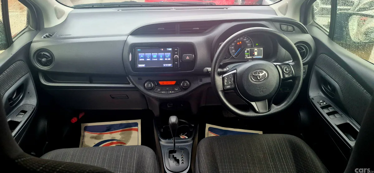 Toyota Vitz Hatchback, Petrol Hybrid, 2017, White