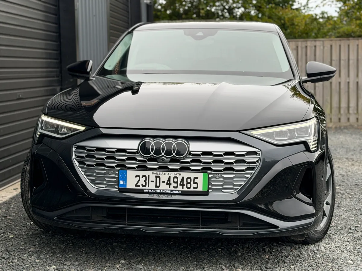Audi Q8 e-tron SUV, Electric, 2023, Black