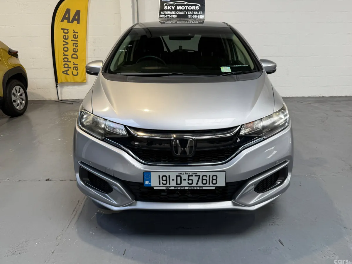 Honda Fit Hatchback, Petrol Hybrid, 2019, Silver