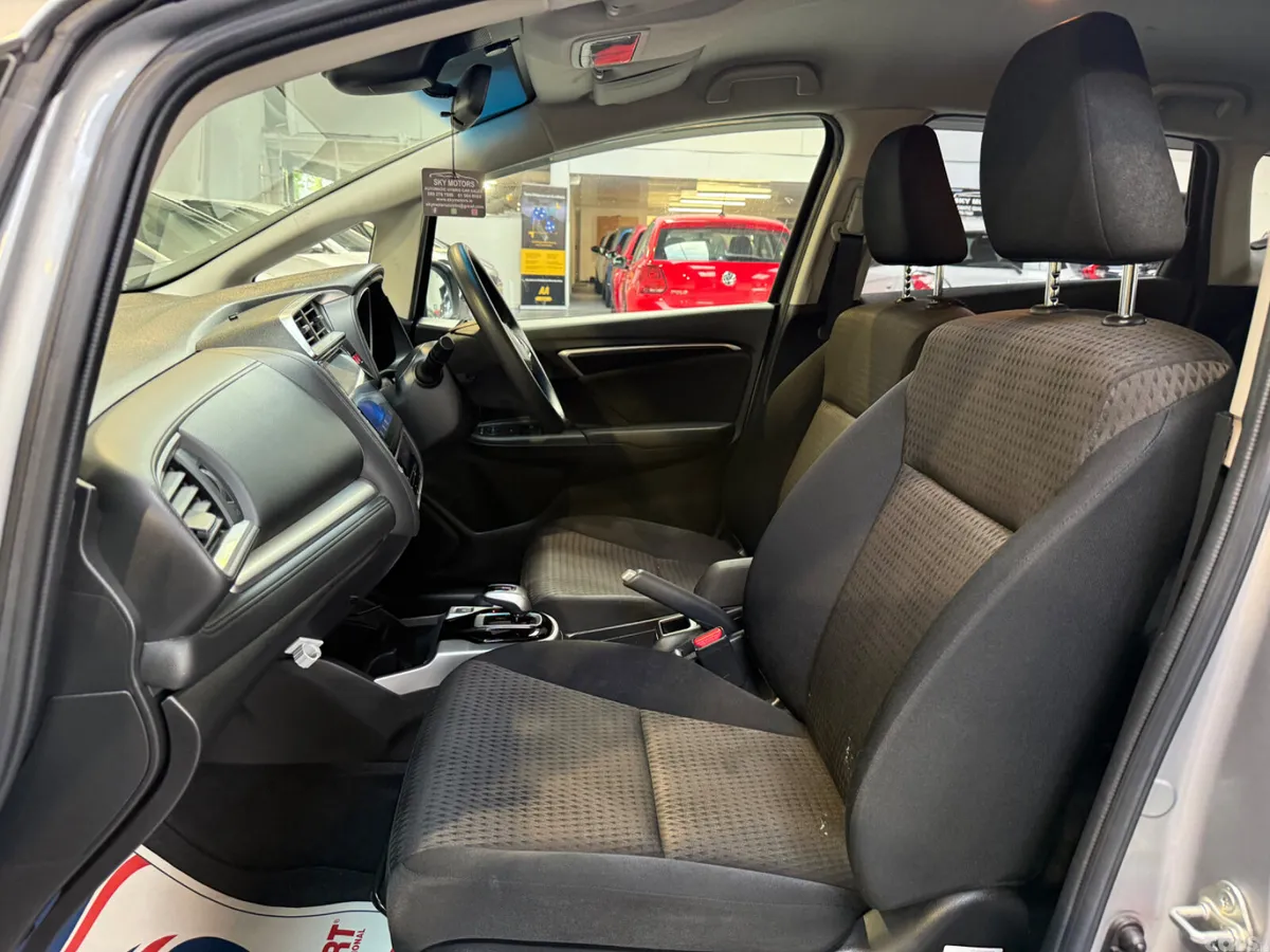 Honda Fit Hatchback, Petrol Hybrid, 2019, Silver
