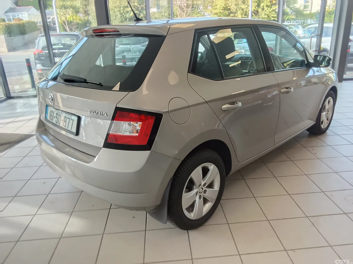 Skoda Fabia Hatchback, Petrol, 2016, Beige