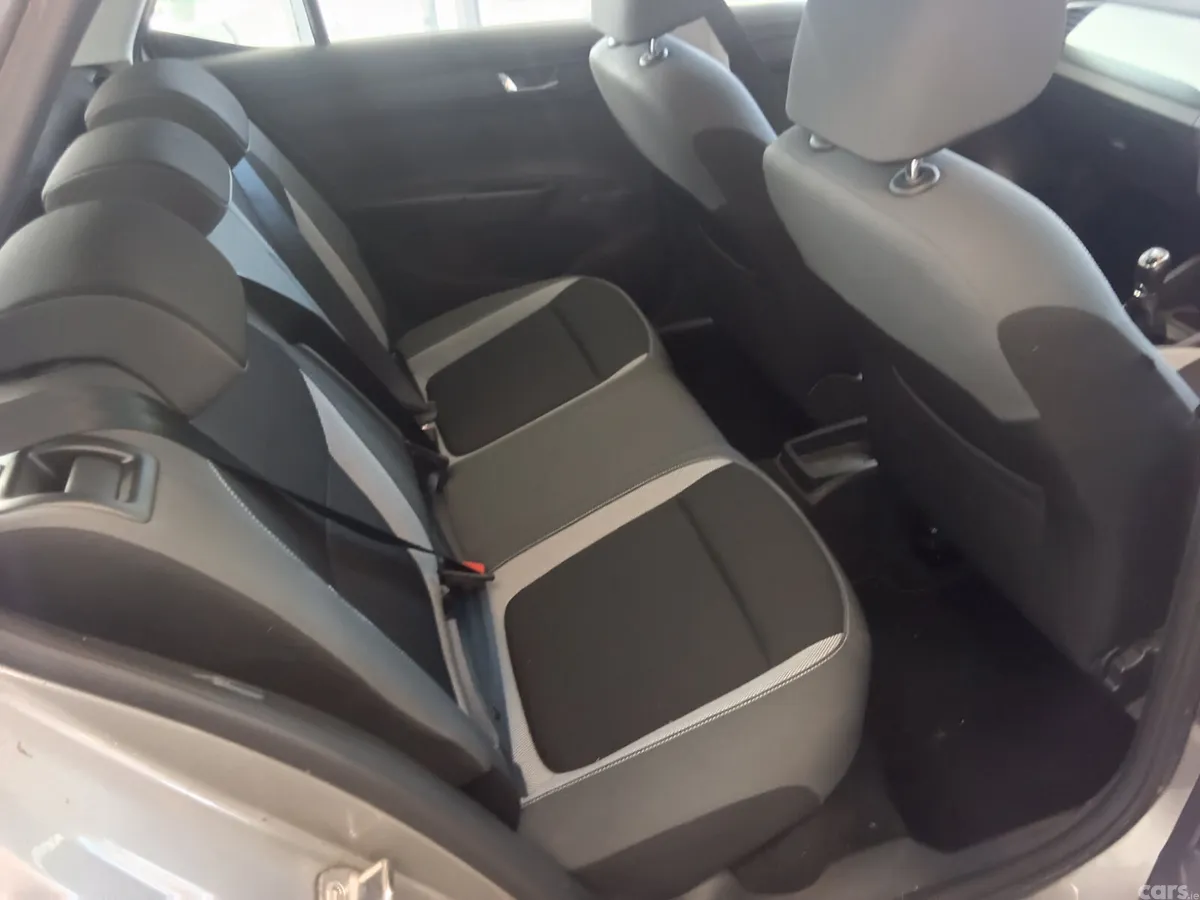 Skoda Fabia Hatchback, Petrol, 2016, Beige