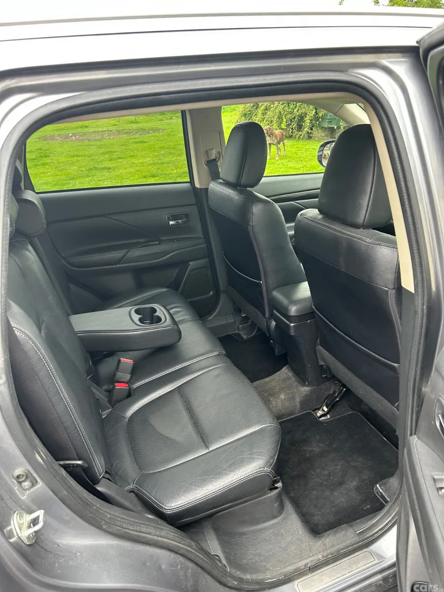 Mitsubishi Outlander SUV, Diesel, 2018, Grey