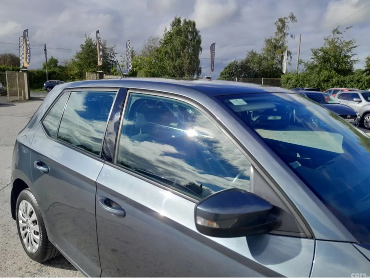 Skoda Fabia Hatchback, Petrol, 2020, Grey