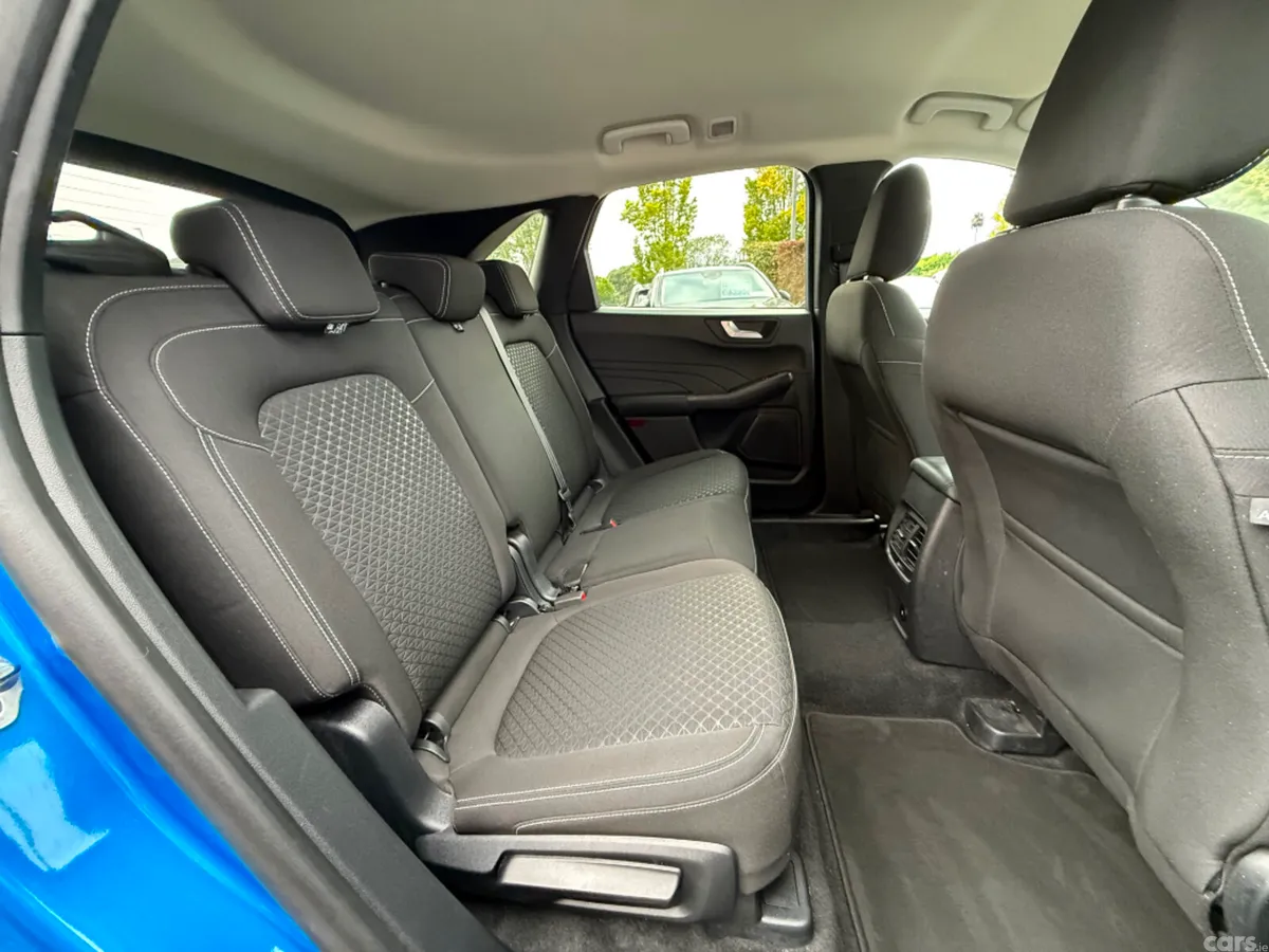 Ford Kuga SUV, Petrol Plug-in Hybrid, 2024, Blue