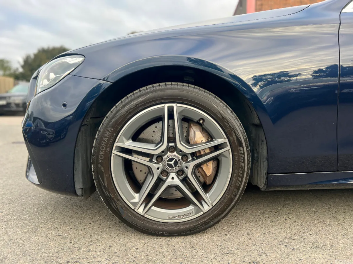 Mercedes-Benz E-Class Estate, Diesel Plug-in Hybrid, 2022, Blue